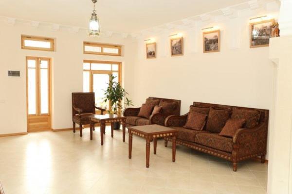 Hotel Asl Бухара Екстериор снимка